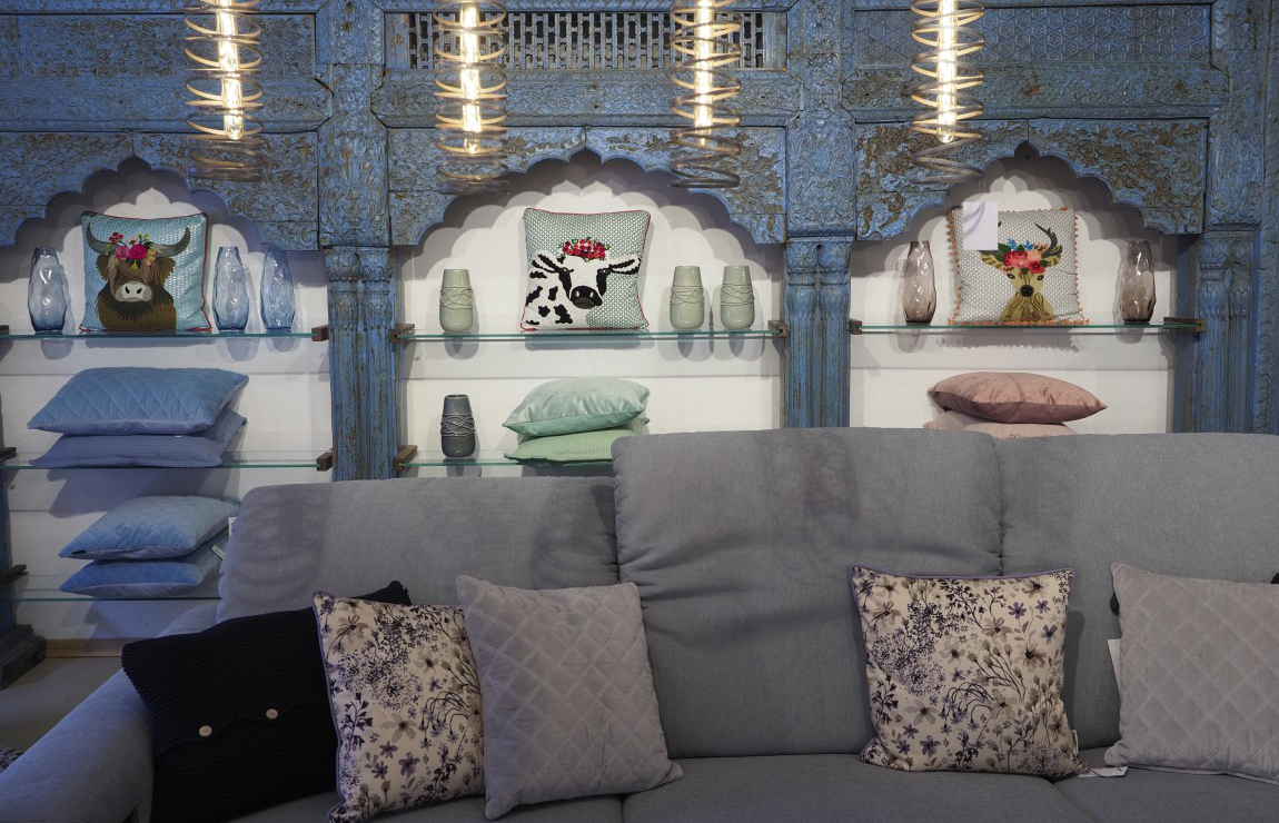 Indische Wand und Kissen