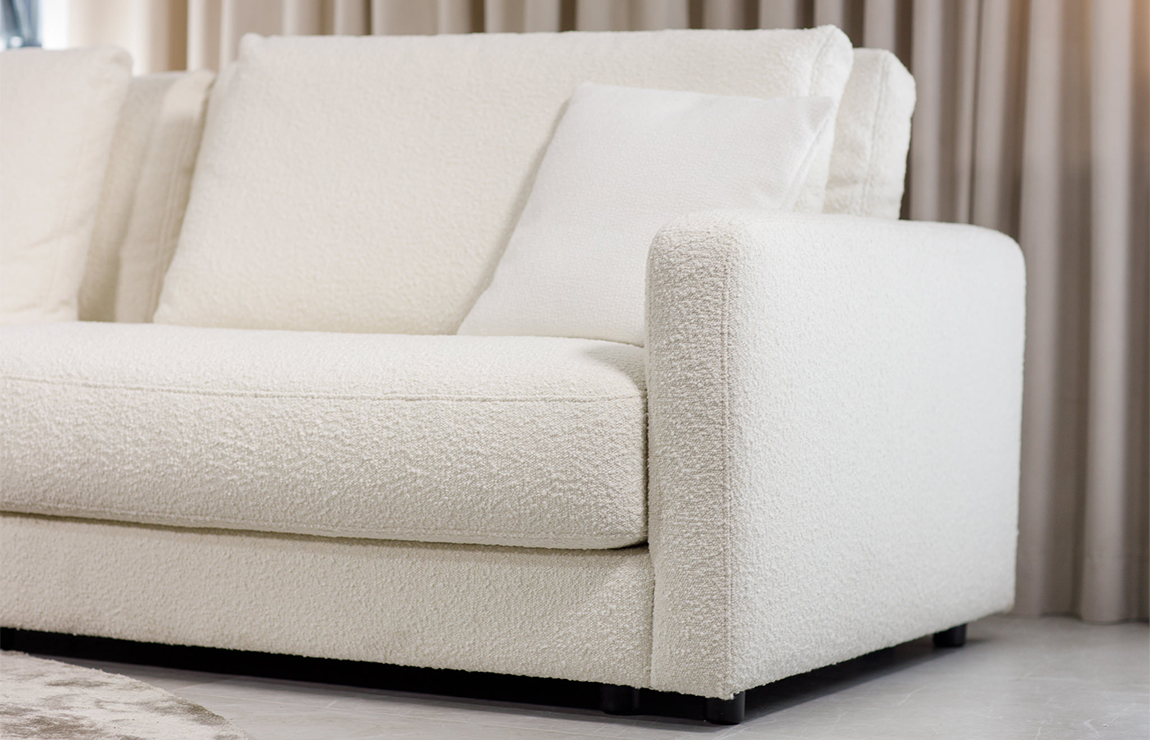 großes Sofa in hell